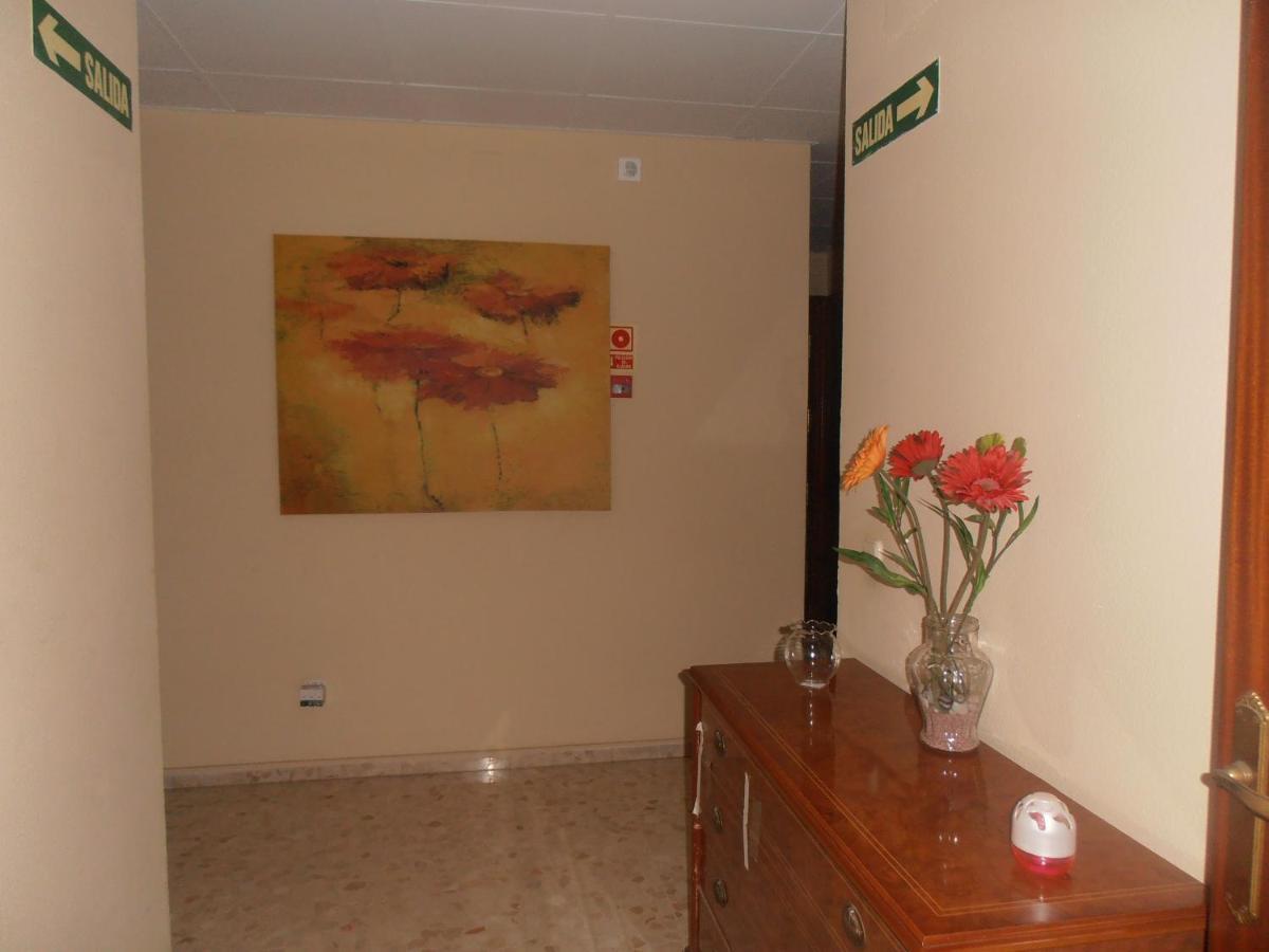 Hostal Carlos III El Ejido Exteriör bild